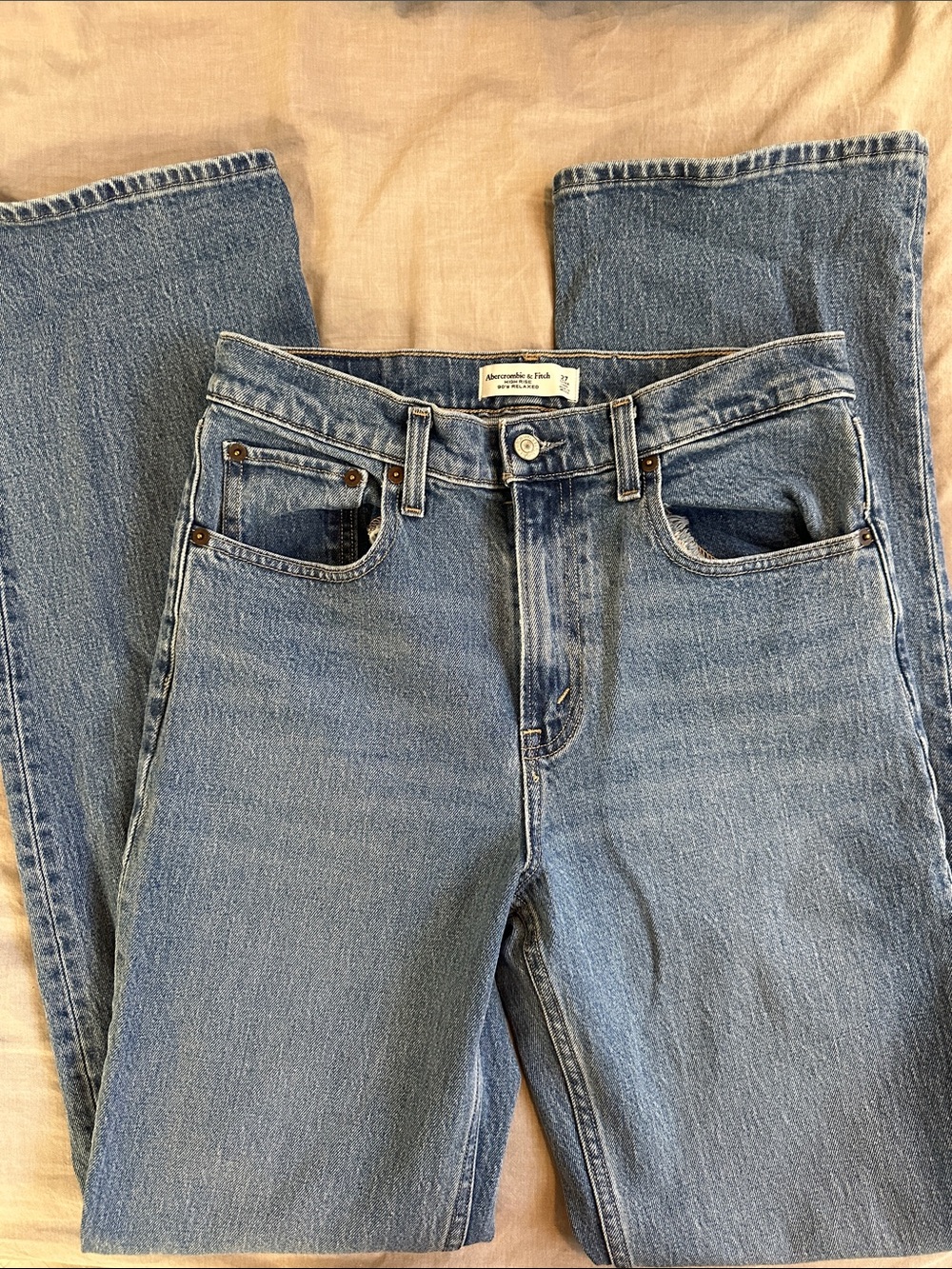 Abercrombie high rise 90s relaxed Jeans